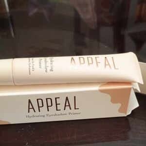 APPEAL Hydrating Eyeshadow Primer - Cream and Brown